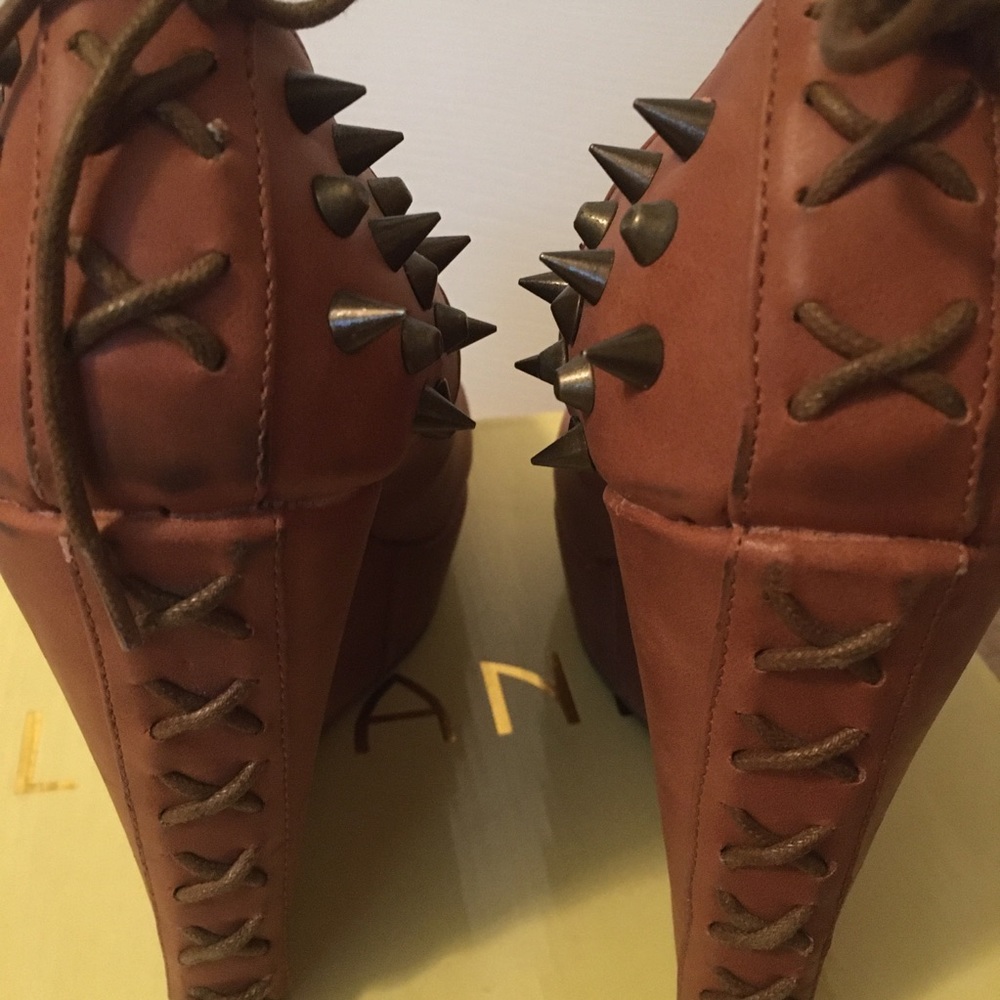 Liliana Magic Faux Leather Wedge with Spikes - Picture 5 of 7